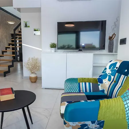 Tuta With Heated Pool, Only 150 M From The 빌라