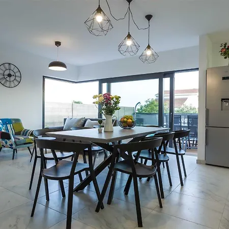 빌라 Tuta With Heated Pool, Only 150 M From The