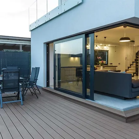 Tuta With Heated Pool, Only 150 M From The Villa