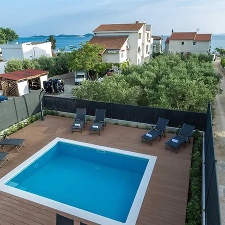 Tuta With Heated Pool, Only 150 M From The