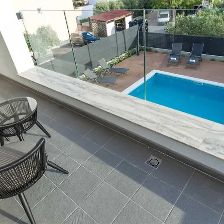 Villa Tuta With Heated Pool, Only 150 M From The *
