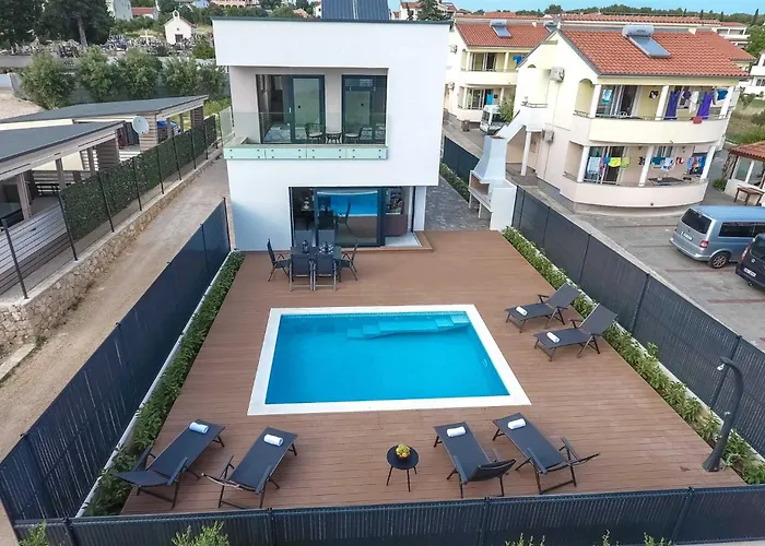 Tuta With Heated Pool, Only 150 M From The 파코스탄