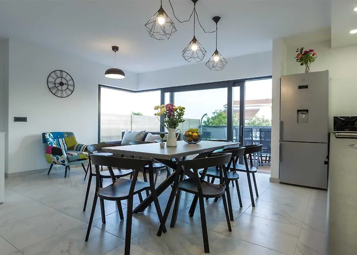 빌라 Tuta With Heated Pool, Only 150 M From The