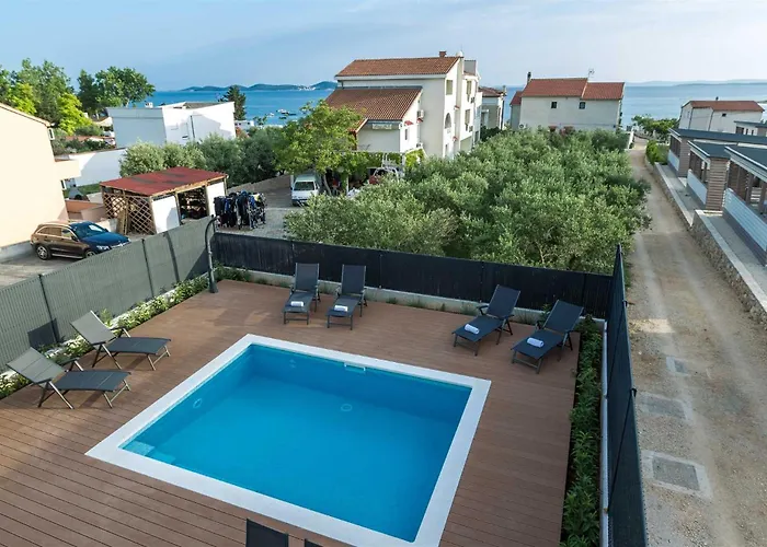 Tuta With Heated Pool, Only 150 M From The